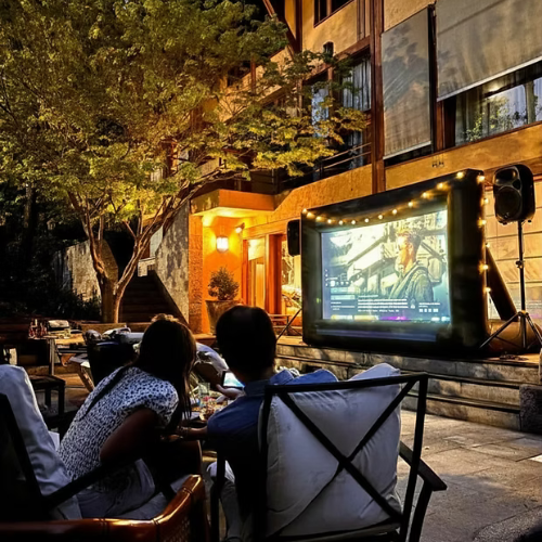 Cine Bajo las Estrellas